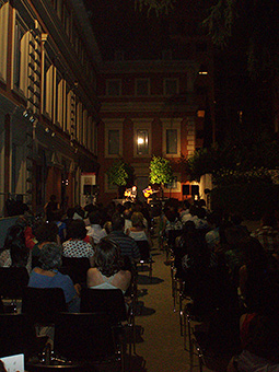 El ambiente del concierto fue ideal para disfrutar del talento del joven Conde