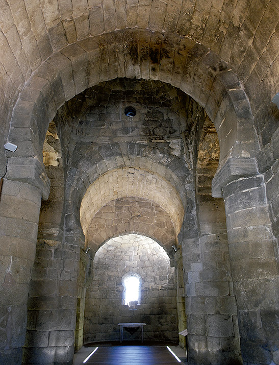 Interior de la iglesia de Santa María de Melque