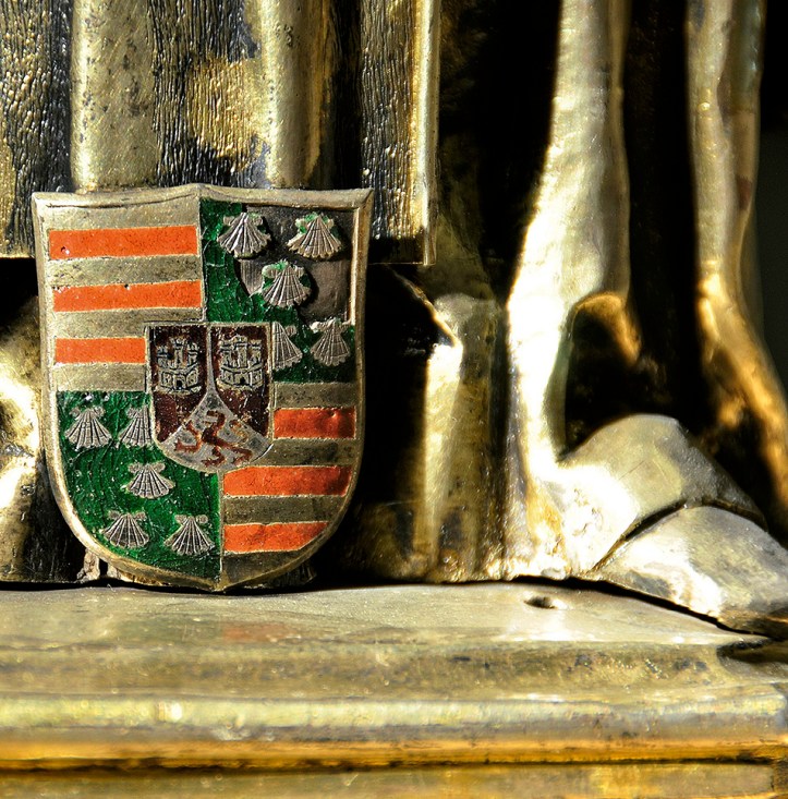 Escudo de los Pimentel-Enríquez. Exvoto de don Juan de Zúñiga. Museo Nacional de Artes Decorativas, Madrid.