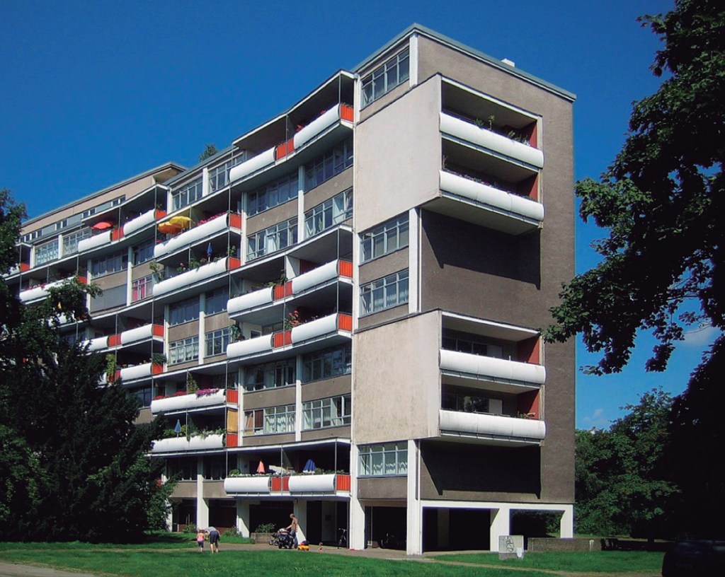 Walter Gropius: Walter-Gropius Haus, 1957, Hansaviertel, Händelallee
