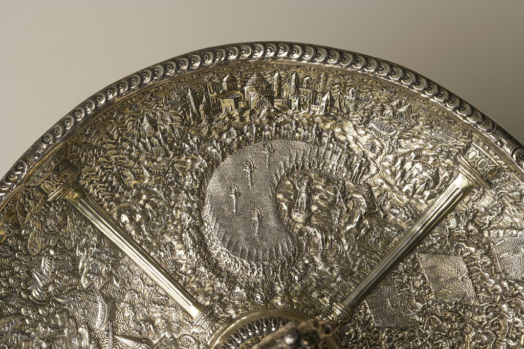 Paso del Rubicón, detalle de la Taza Aldobrandini del Museo Lázaro Galdiano